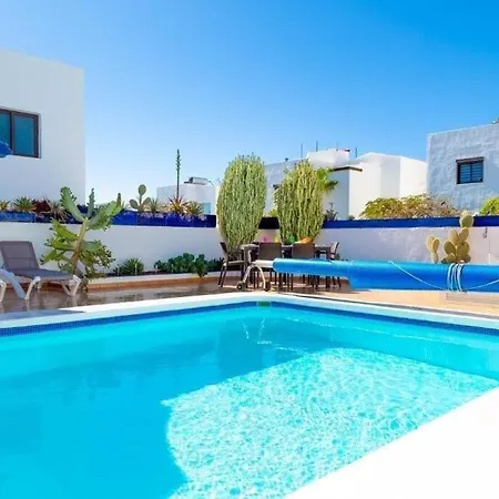 Villa Colonia *